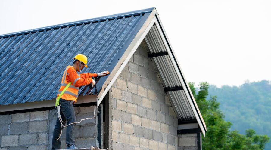 Expert top industrial roofings services in McElhattan, PA